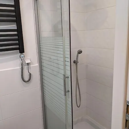 Apartament Rybnicka Maison d'hôtes *